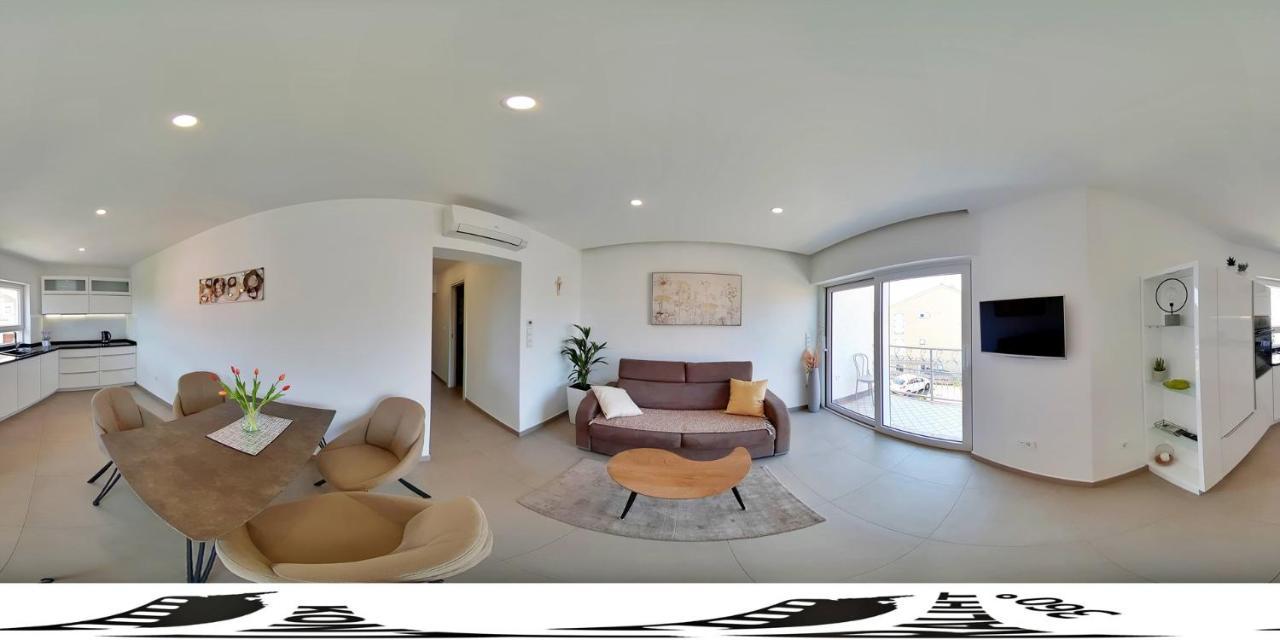 Apartments Mary Malinska Ngoại thất bức ảnh