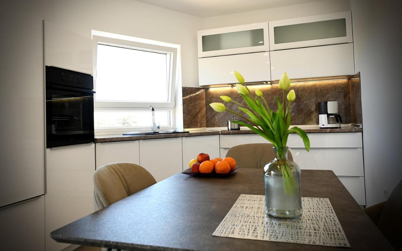 Apartments Mary Malinska Ngoại thất bức ảnh
